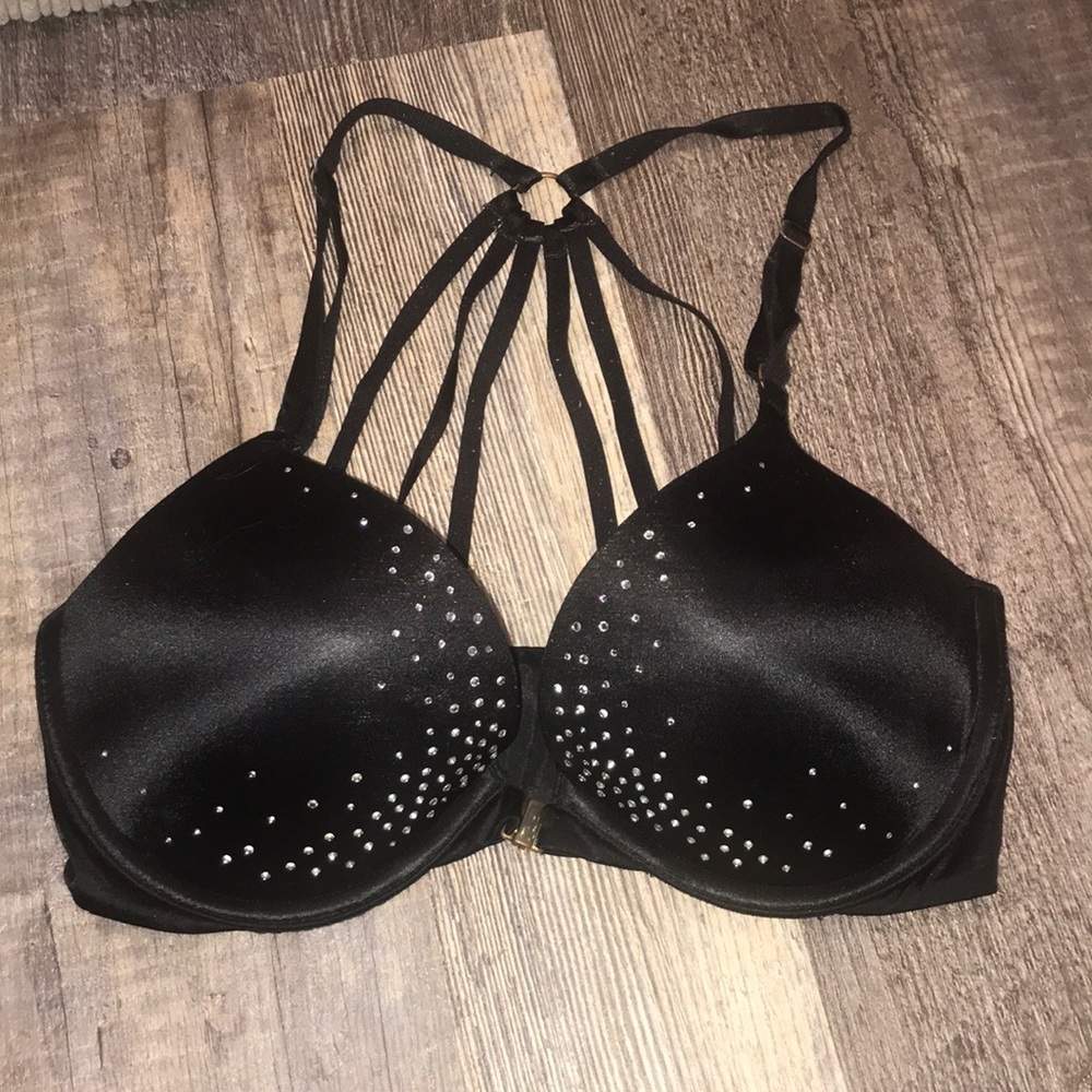 Victoria’s Secret Bra 32D